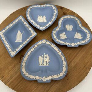 Vintage WEDGWOOD Blue Jasperware BRIDGE SET of 4 TRINKET Dishes Tray Card Suits
